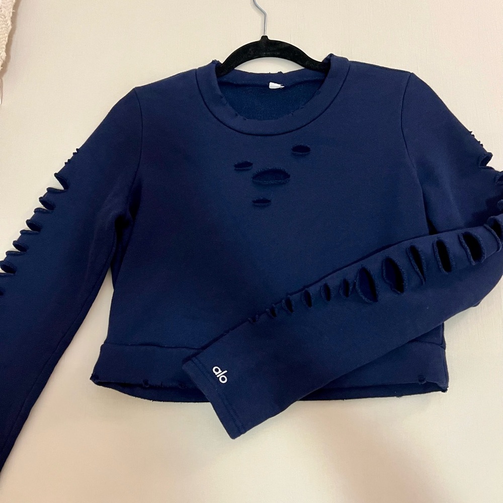 Alo Ripped Warrior Cropped Sweatshirt Top